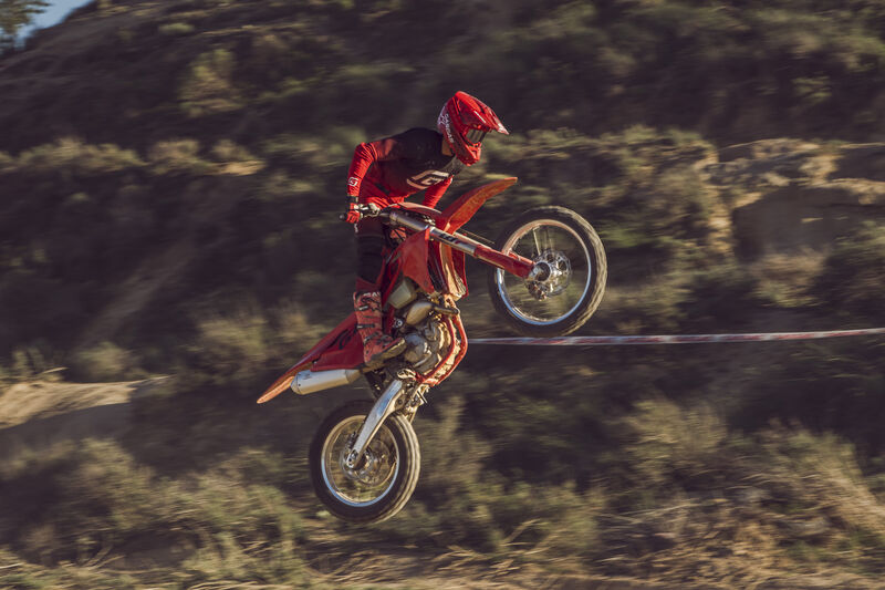 EX 250F 2025